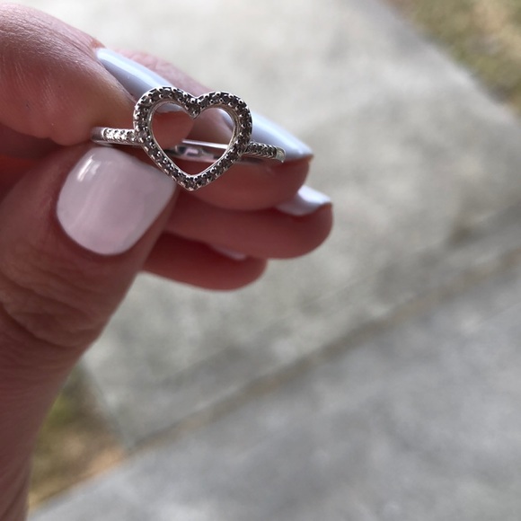 💎 Heart Diamond Ring - Picture 5 of 7